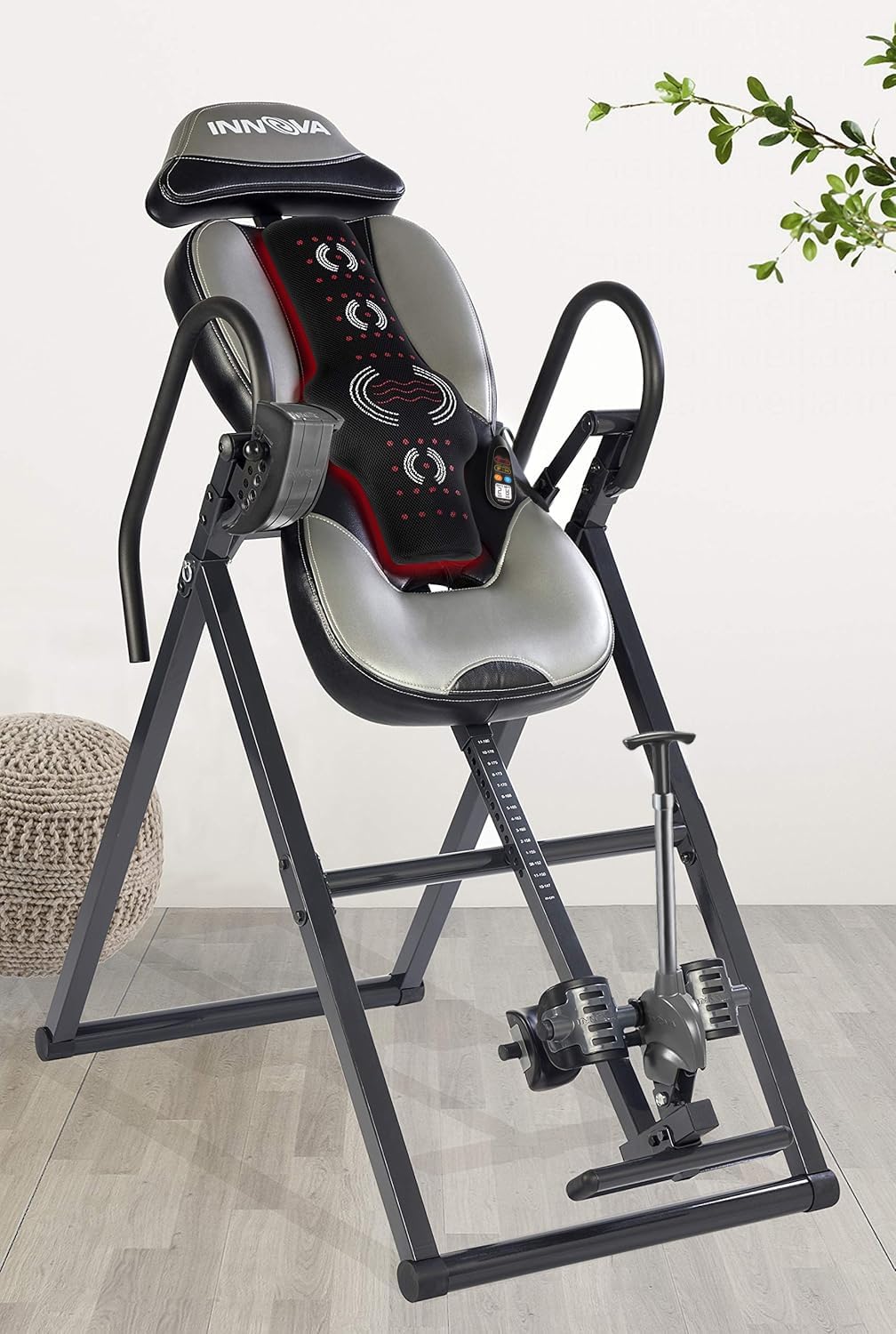 INNOVA HEALTH AND FITNESS Innova Advanced Heat & Massage Inversion Table