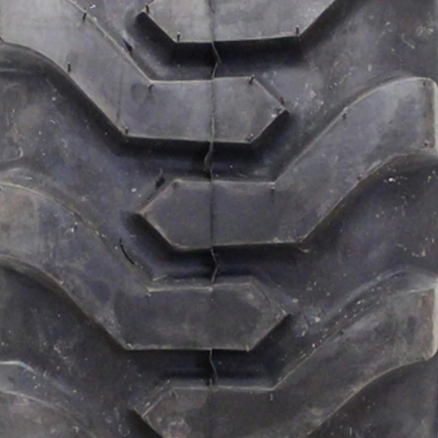Carlisle Trac Chief Industrial Tire 23/8.50-14 – Durable, High-Traction Tire for Farm & Industrial Equipment