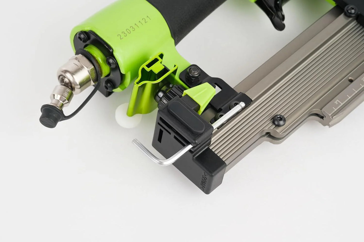 Pinner w/Auto Lock-Out & Edge Guide