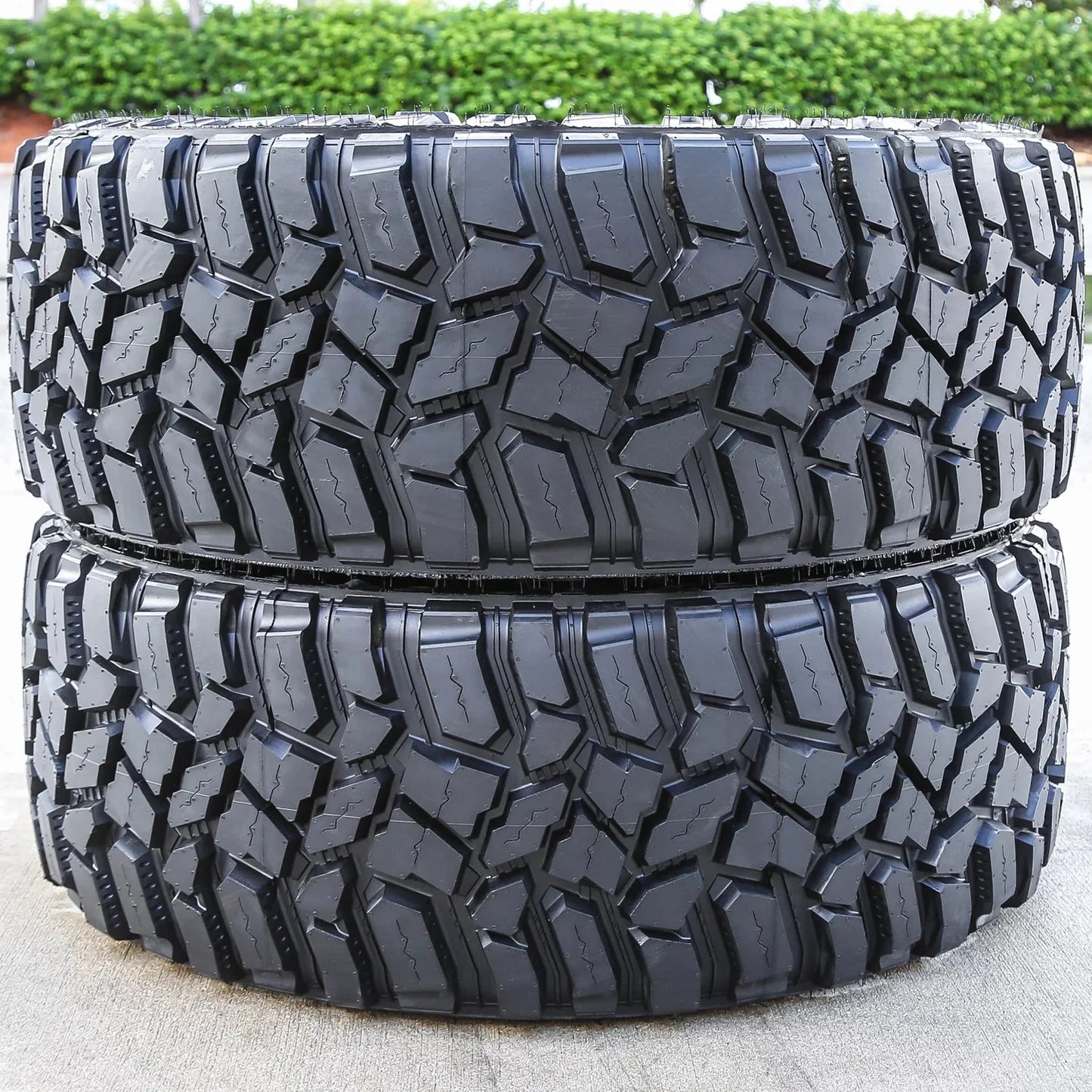Pair of 2 (TWO) Cooper Discoverer STT Pro LT 37X13.50R22 Load E (10 Ply) MT M/T Mud Tires