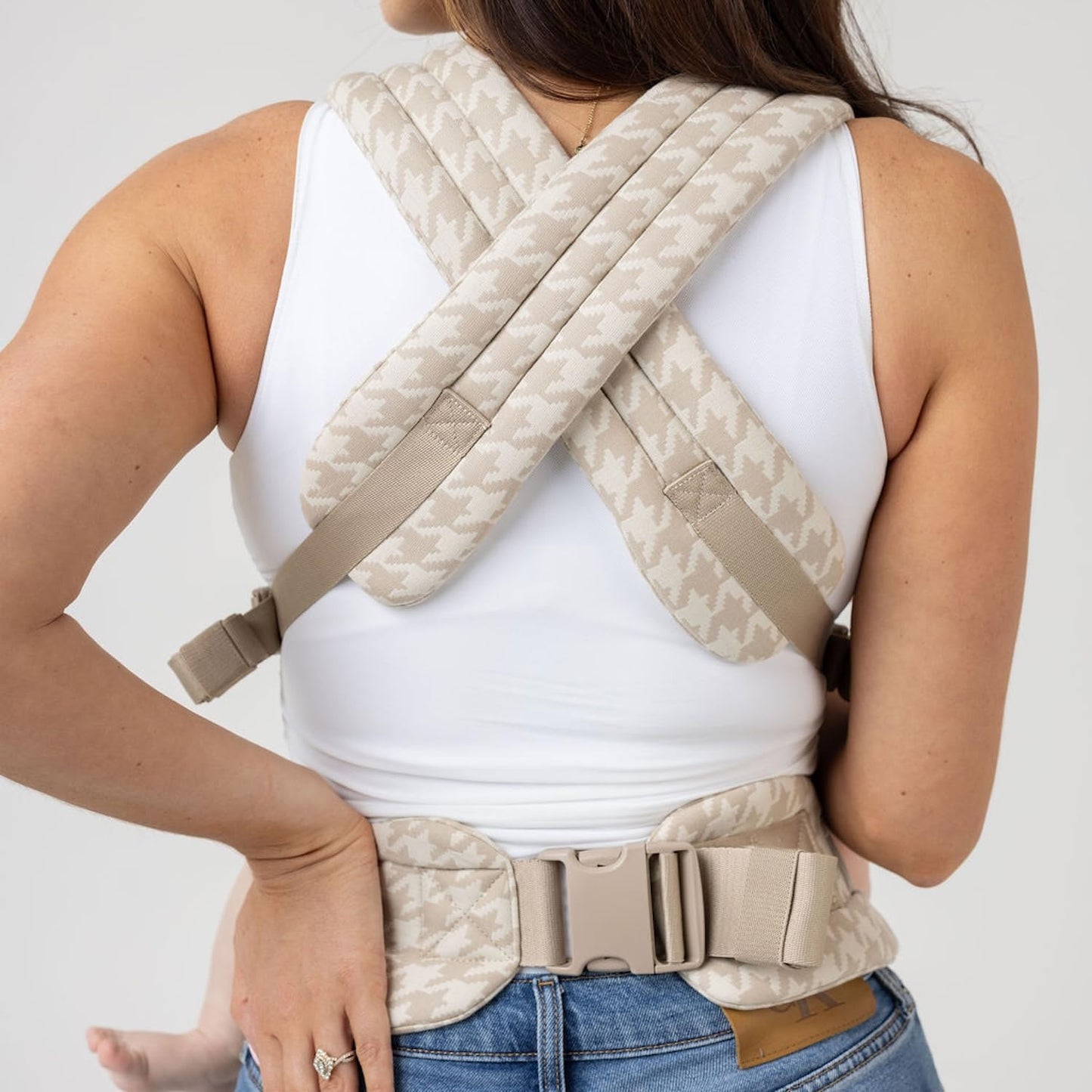 MABĒ Monarch Ergonomic Baby Carrier - Soft Structured Houndstooth