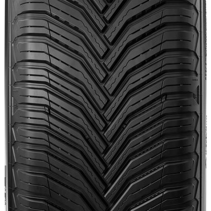 Full season 245/45R21/XL 104V tires